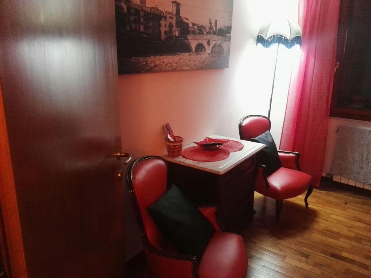 Suite Al Vecchio Castello Верона Экстерьер фото